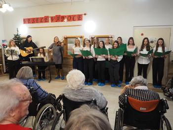 Vánoční zpívání v Domově seniorů v Novém Strašecí