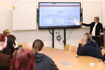 Beseda s pracovníky Finančního úřadu Kladno