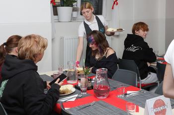 Svatováclavské menu provonělo naši školní jídelnu